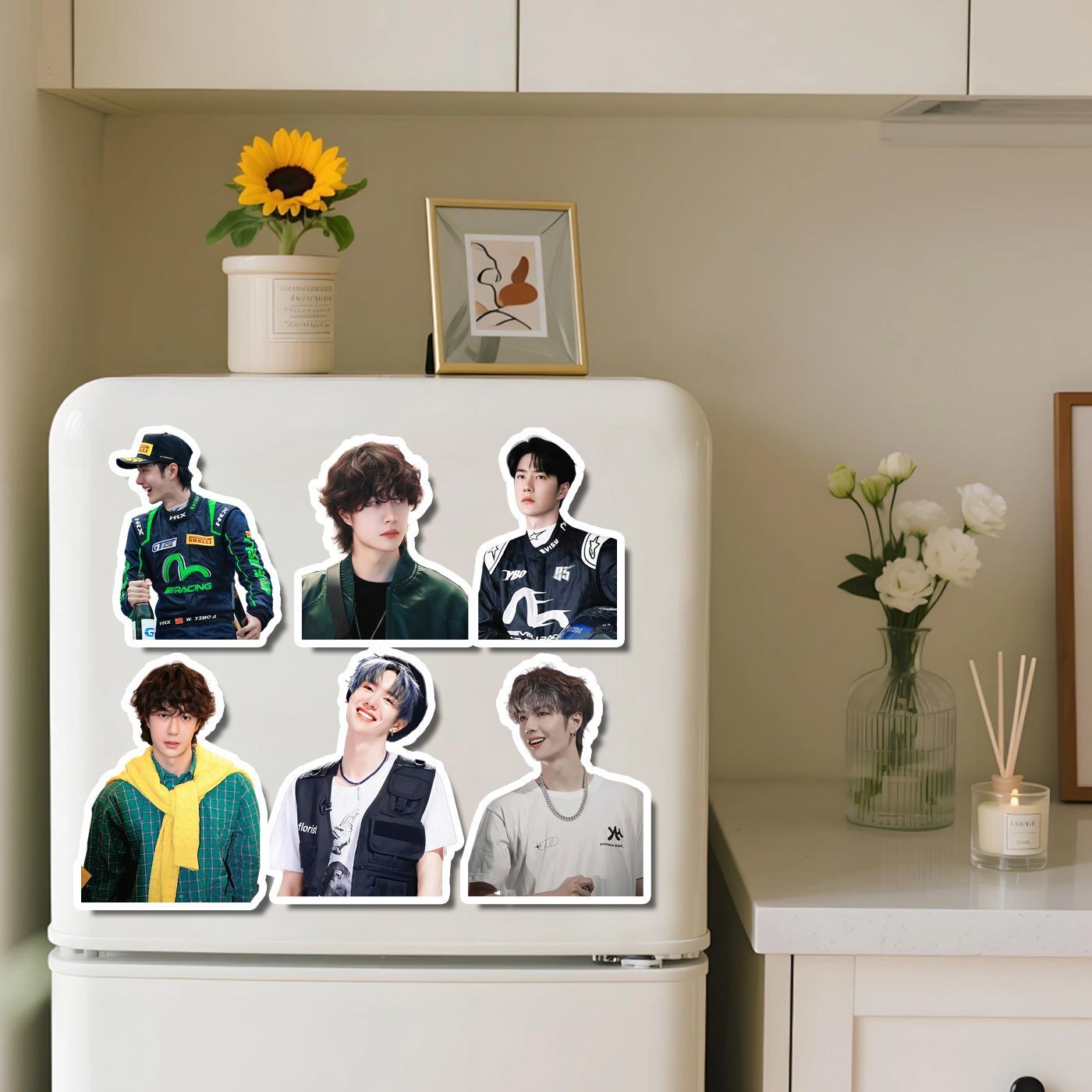 Wang Yibo koelkast sticker mag - Home Decor Sticker recensie en prijs