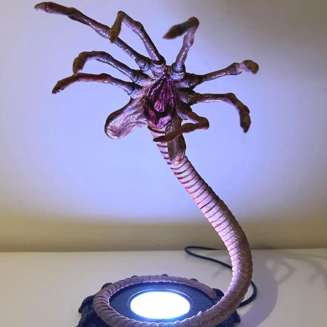 Alien Facehugger Lamp Nachtlam - Home Decor Lamp recensie en prijs