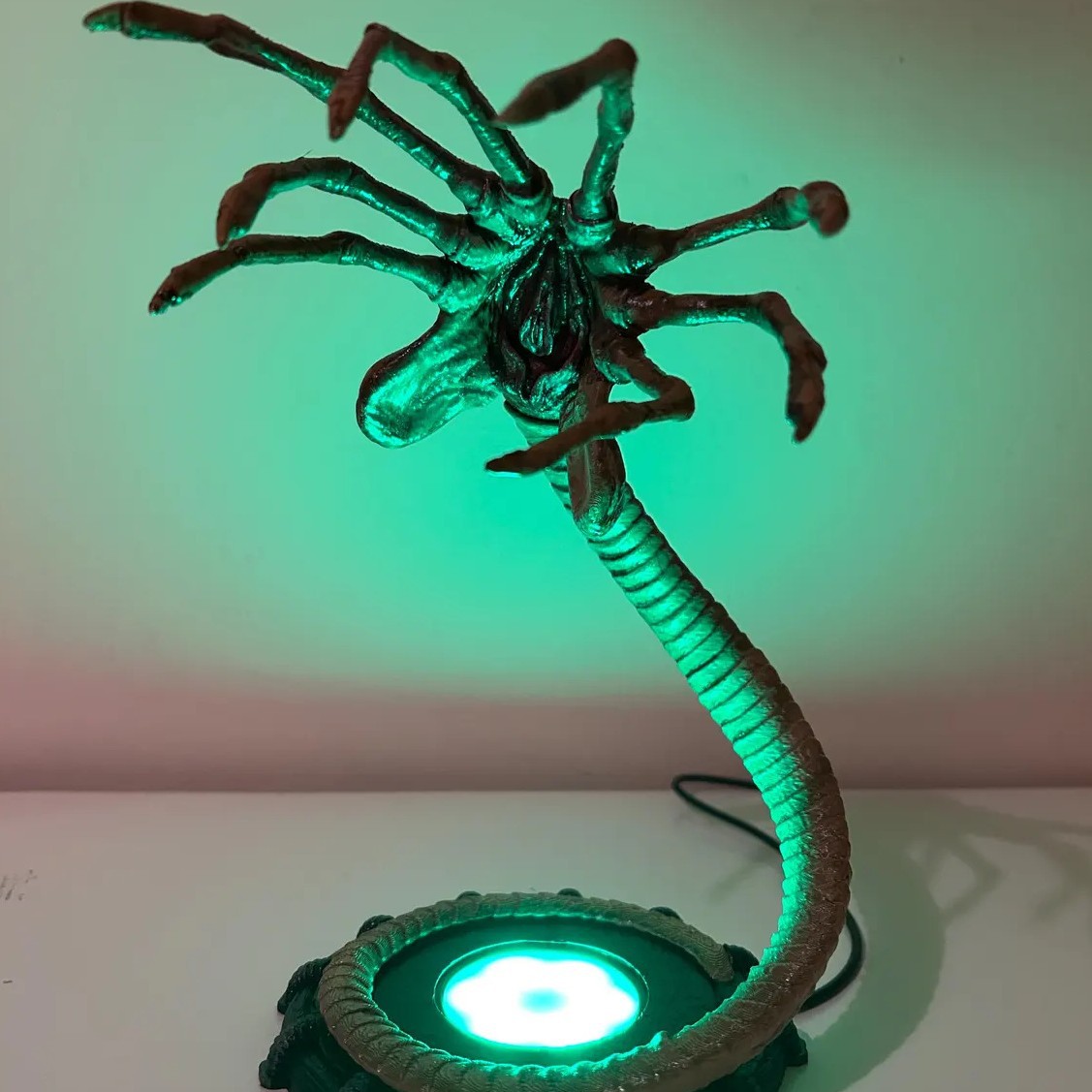 Alien Facehugger Lamp Nachtlam - Home Decor Lamp recensie en prijs
