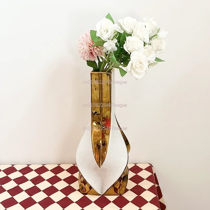 Woonkamerdecoratie Creatieve B - Home Decor Vase With Flowers recensie en prijs